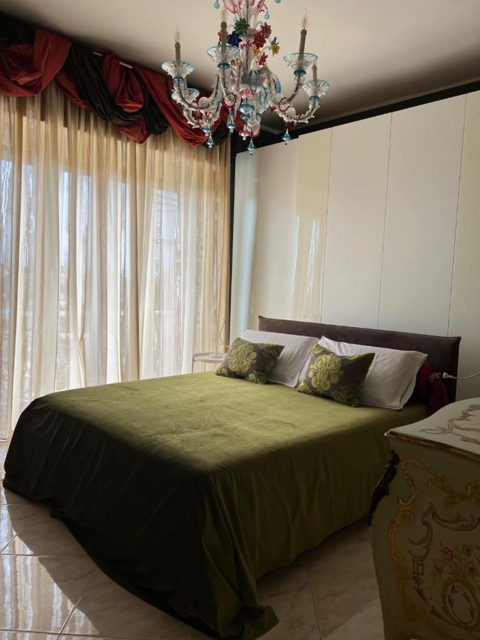 Joy Bed And Breakfast 奥比索拉玛里纳 外观 照片